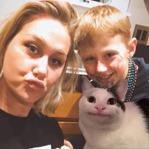 Meet your Posher, Haley